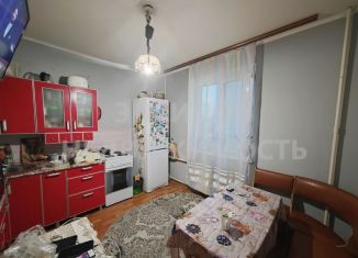 Продам 3-комнатную квартиру, 80.9 м2, Курск, проспект Вячеслава Клыкова, 5