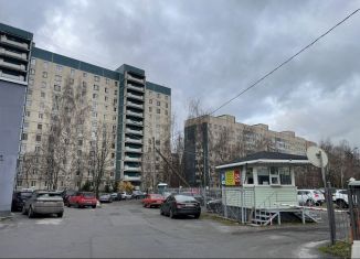 Продажа 3-комнатной квартиры, 80.2 м2, Санкт-Петербург, проспект Королёва, 34к1, метро Старая Деревня