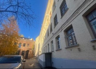 Продам квартиру студию, 16 м2, Москва, улица Покровка, 43А, ЦАО