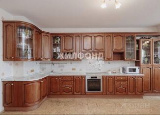 Продается трехкомнатная квартира, 158 м2, Новосибирск, Коммунистическая улица, 50, Центральный район