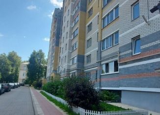 Продаю 1-ком. квартиру, 38 м2, Кострома, улица Коммунаров, 6