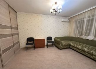 Сдается 2-ком. квартира, 56 м2, Курск, проспект Хрущёва, 28