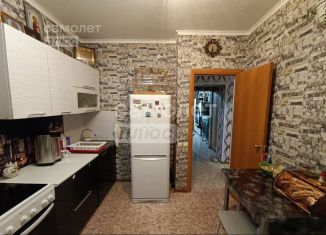 Продажа 2-ком. квартиры, 55 м2, Ишим, улица Порфирьева, 7А