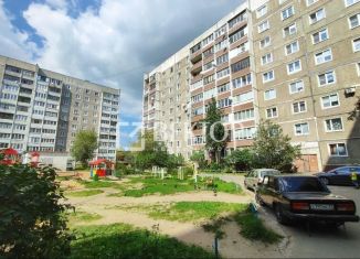 Продается двухкомнатная квартира, 52 м2, Иваново, улица Кузнецова, 124, Фрунзенский район