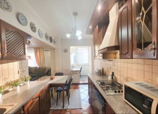 Сдается 3-ком. квартира, 80 м2, Москва, улица Вавилова, 95, метро Новые Черёмушки