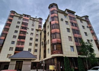 Продам трехкомнатную квартиру, 92 м2, Нальчик, район Центр, улица Пушкина, 31