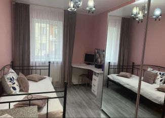 Сдам в аренду 2-ком. квартиру, 40 м2, Пионерский, Парковая улица, 3