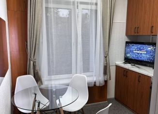 Сдам в аренду 2-ком. квартиру, 50 м2, Москва, улица Медиков, 13, станция Москворечье