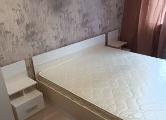 Сдаю 2-ком. квартиру, 45 м2, Волгоград, улица Гейне, 11