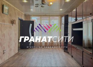 Продажа 2-комнатной квартиры, 45.3 м2, Омск, 1-я Островская улица, 10, Кировский округ