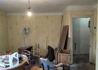 Продам 1-комнатную квартиру, 32 м2, Симферополь, улица Гагарина, 9