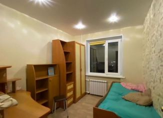 Сдается 4-ком. квартира, 61 м2, Петропавловск-Камчатский, улица Труда, 37