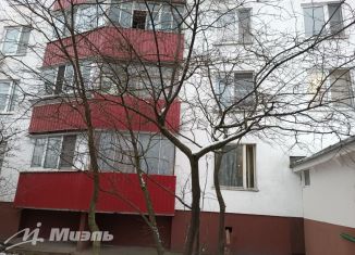 Продам 3-ком. квартиру, 64 м2, Москва, 1-й микрорайон, 24