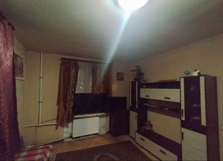 Продажа 1-комнатной квартиры, 32 м2, Колпино, улица Карла Маркса, 15