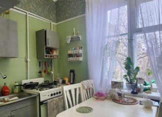 Продам 2-ком. квартиру, 52 м2, Ставропольский край, Октябрьская улица, 333