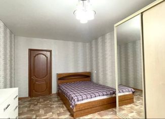 Сдаю 1-ком. квартиру, 40 м2, Казань, улица Абсалямова, 28