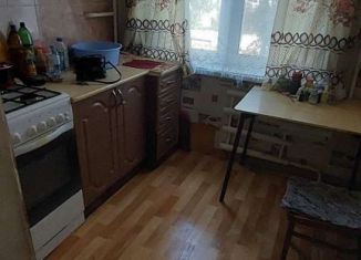 Продаю двухкомнатную квартиру, 46 м2, Медногорск, улица Гагарина, 14