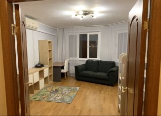 Сдается в аренду 2-комнатная квартира, 60 м2, Москва, Лебедянская улица, 36к1, метро Царицыно