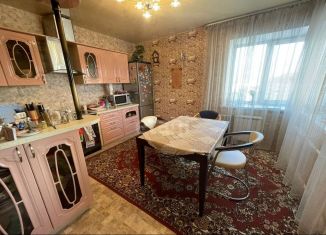 Продается двухкомнатная квартира, 76.8 м2, Екатеринбург, улица Куйбышева, 80к2, метро Площадь 1905 года