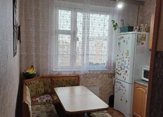 Двухкомнатная квартира на продажу, 52 м2, Москва, метро Новопеределкино, улица Шолохова, 26
