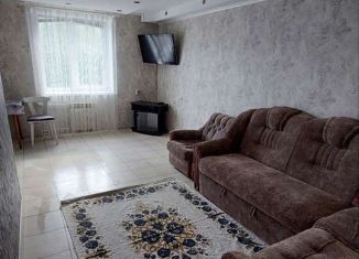 3-комнатная квартира в аренду, 70 м2, село Строгоновка, Лечебная улица, 3
