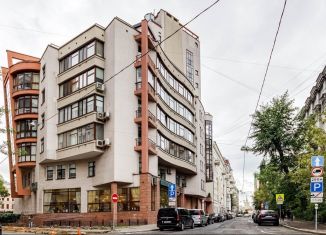 Сдача в аренду 3-ком. квартиры, 125 м2, Москва, Старопименовский переулок, 10, Старопименовский переулок