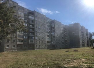 Продается 1-комнатная квартира, 35 м2, посёлок городского типа Сибирский, Кедровая улица, 17А