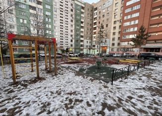 Продам 3-ком. квартиру, 92 м2, Самара, Крейсерная улица, 3, ЖК Крейсер-2