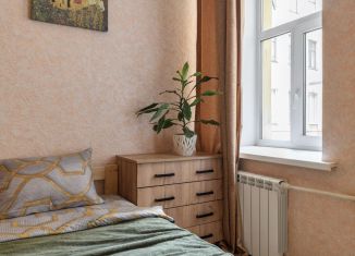 Сдача в аренду однокомнатной квартиры, 37 м2, Санкт-Петербург, набережная канала Грибоедова, 72