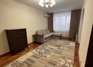 Продается двухкомнатная квартира, 56.8 м2, Чувашия, улица Юрия Гагарина, 39