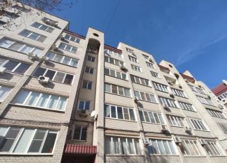 Продается 3-комнатная квартира, 145 м2, Астраханская область, улица Сен-Симона, 42к5