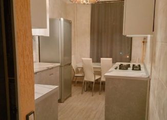 Сдача в аренду 5-ком. квартиры, 130 м2, Санкт-Петербург, улица Радищева, 35, метро Чернышевская