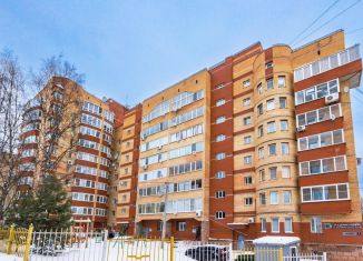 Продается 3-комнатная квартира, 82 м2, Сыктывкар, Коммунистическая улица, 7, Центральный район