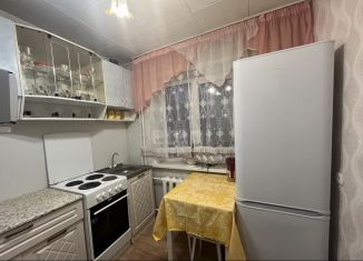 Аренда двухкомнатной квартиры, 45 м2, Ачинск, 3-й микрорайон, 8