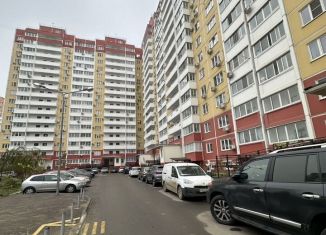 Продажа 2-комнатной квартиры, 60 м2, Краснодар, улица Героя А.А. Аверкиева, 13, микрорайон Восточно-Кругликовский