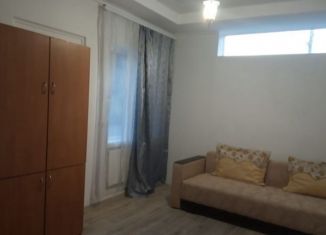 Сдам в аренду дом, 20 м2, Симферополь, улица Хаджи-Герай, 1