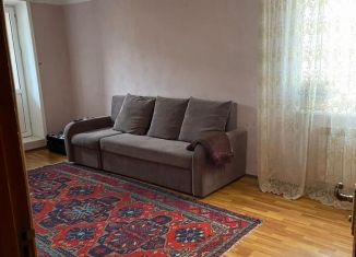 Продаю 2-ком. квартиру, 62 м2, Махачкала, улица Юсупа Акаева, 1Б