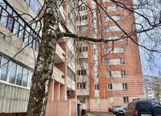 Продам 1-ком. квартиру, 36.2 м2, Казань, улица Сафиуллина, 32