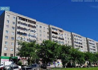 Продам 2-ком. квартиру, 49 м2, Верхняя Пышма, улица Уральских Рабочих, 48