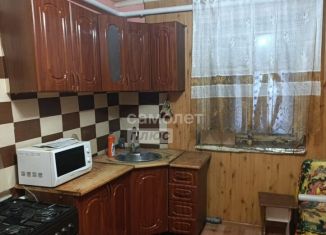 Продается трехкомнатная квартира, 95 м2, Липецкая область, улица 8 Марта, 5