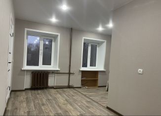 Продается трехкомнатная квартира, 42 м2, Пермский край, улица Крупской, 45