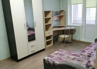 Сдается в аренду однокомнатная квартира, 32.4 м2, Челябинск, Каслинская улица, 19В