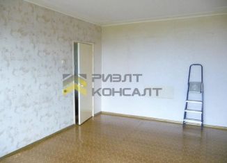 Продам 1-комнатную квартиру, 38.4 м2, Омск, 3-я Любинская улица, 22к1