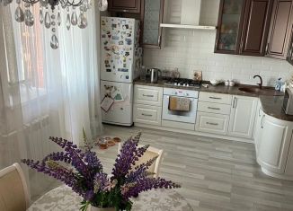 Продам 3-комнатную квартиру, 88.3 м2, Александров, улица Жулёва, 8