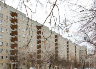 Продам 3-ком. квартиру, 57.7 м2, Екатеринбург, метро Геологическая, улица Тверитина, 11