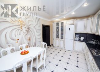 Продам четырехкомнатную квартиру, 106.3 м2, Татарстан, улица Баки Урманче, 9