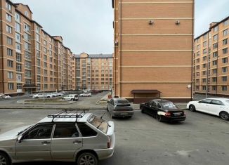 Продам двухкомнатную квартиру, 81.1 м2, Грозный, улица Сайханова, 133к18