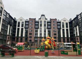 Продается 1-комнатная квартира, 43 м2, Гурьевск, Фабричная улица, 4А