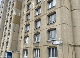 Продаю 3-комнатную квартиру, 70 м2, Чувашия, улица Шумилова, 18