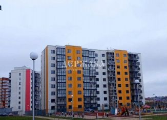 Продам однокомнатную квартиру, 47 м2, Старый Оскол, микрорайон Степной, 33